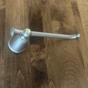 Moen toilet paper holder